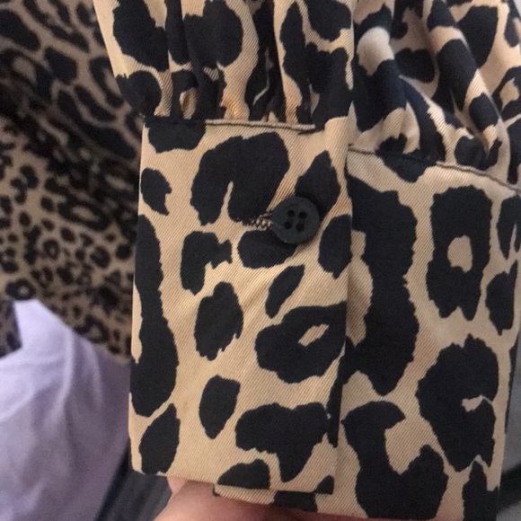 Leopard Print Top - Picture 3 of 5